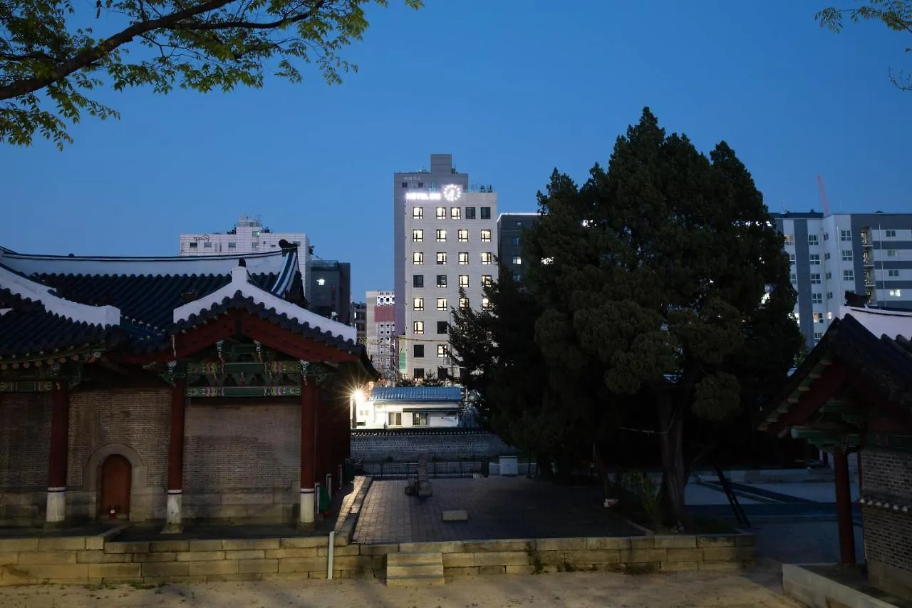 Hotel Dm Seoul 3*,